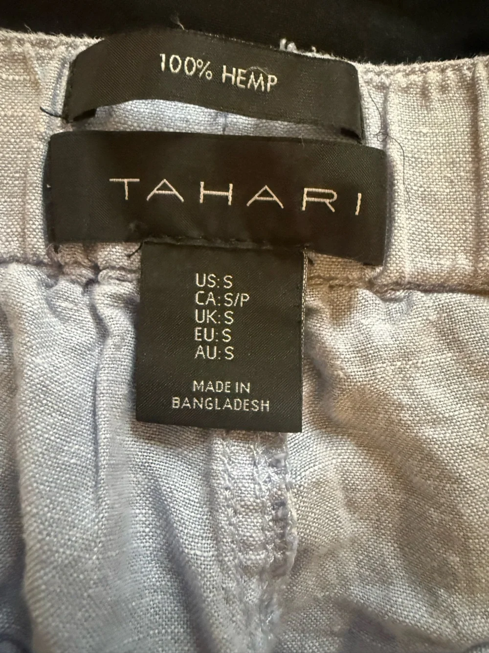 Tahari Light blue hemp shorts with drawstring waistband and pockets